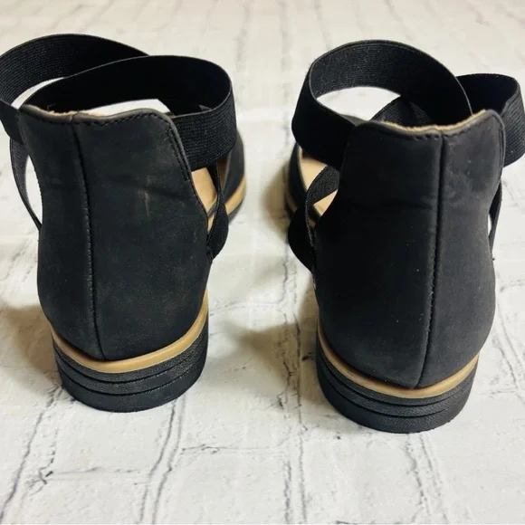 SOUL Naturalizer Women's Size 8 M Intro Black Flat Nubuck Shoes - Picture 3 of 11